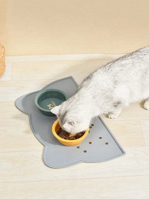 Waterproof non-slip silicone feeding mat for dog and cat bowls
