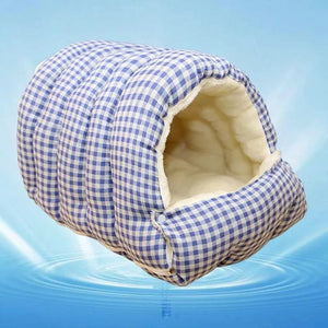 Foldable semi-enclosed winter bed for dogs and cats