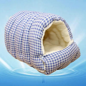 Foldable semi-enclosed winter bed for dogs and cats