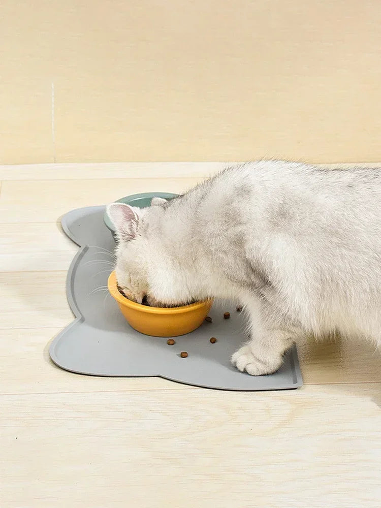 Waterproof non-slip silicone feeding mat for dog and cat bowls