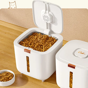 Sealed moisture-proof pet food storage barrel for dogs and cats
