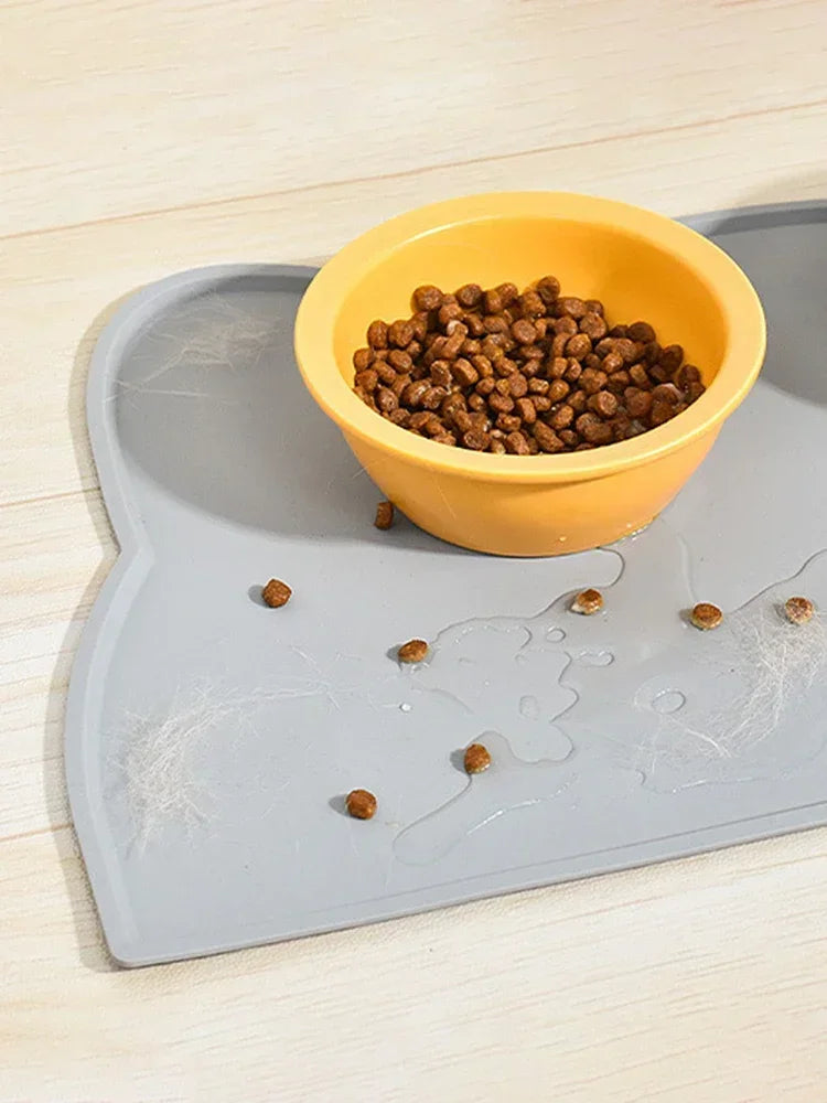 Waterproof non-slip silicone feeding mat for dog and cat bowls