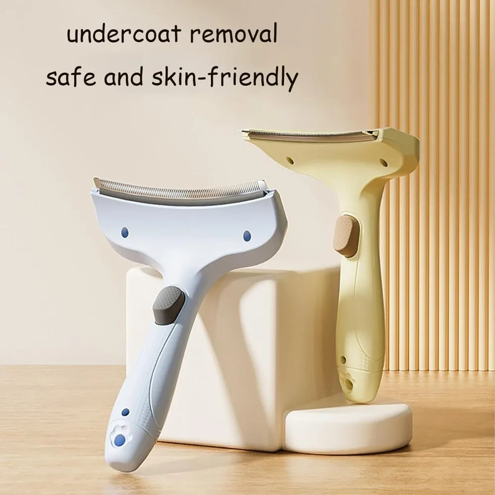 Curved deshedding grooming comb for dogs and cats