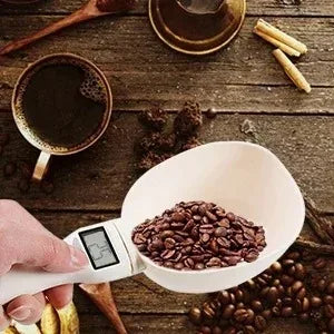 Digital food measuring scoop scale with LED display for pet food