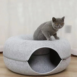 Round felt tunnel nest and scratcher for cats