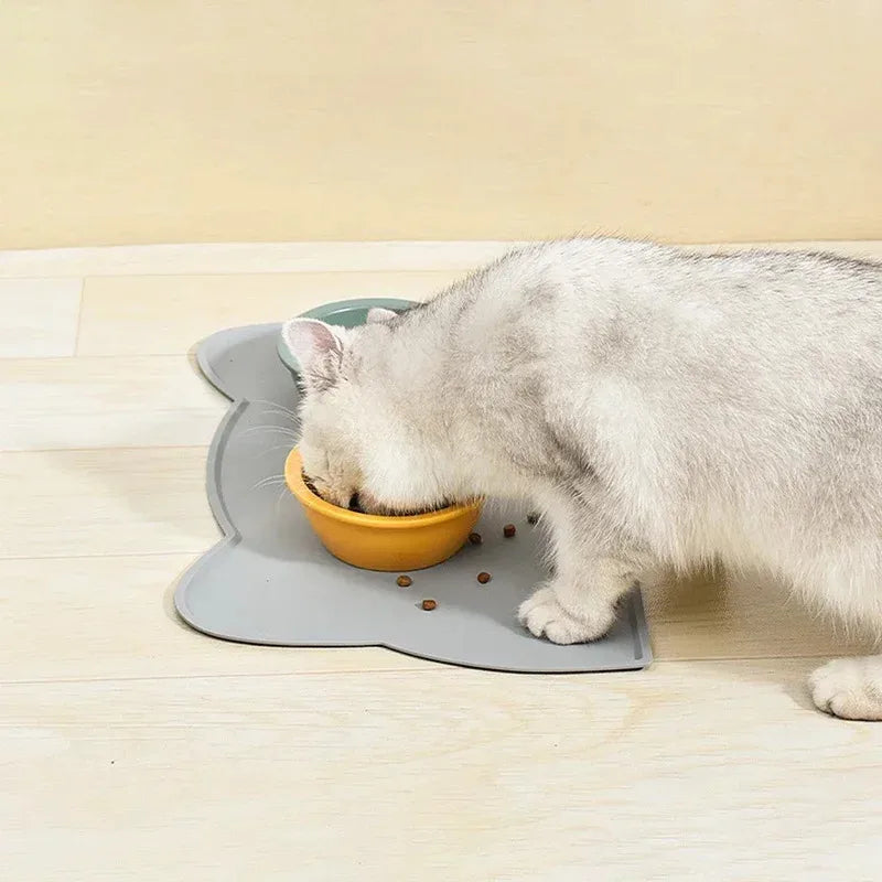 Waterproof non-slip silicone feeding mat for dog and cat bowls