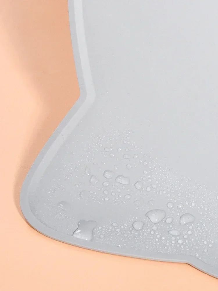 Waterproof non-slip silicone feeding mat for dog and cat bowls