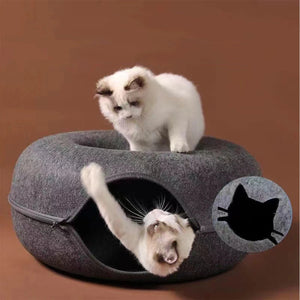 Round felt tunnel nest and scratcher for cats