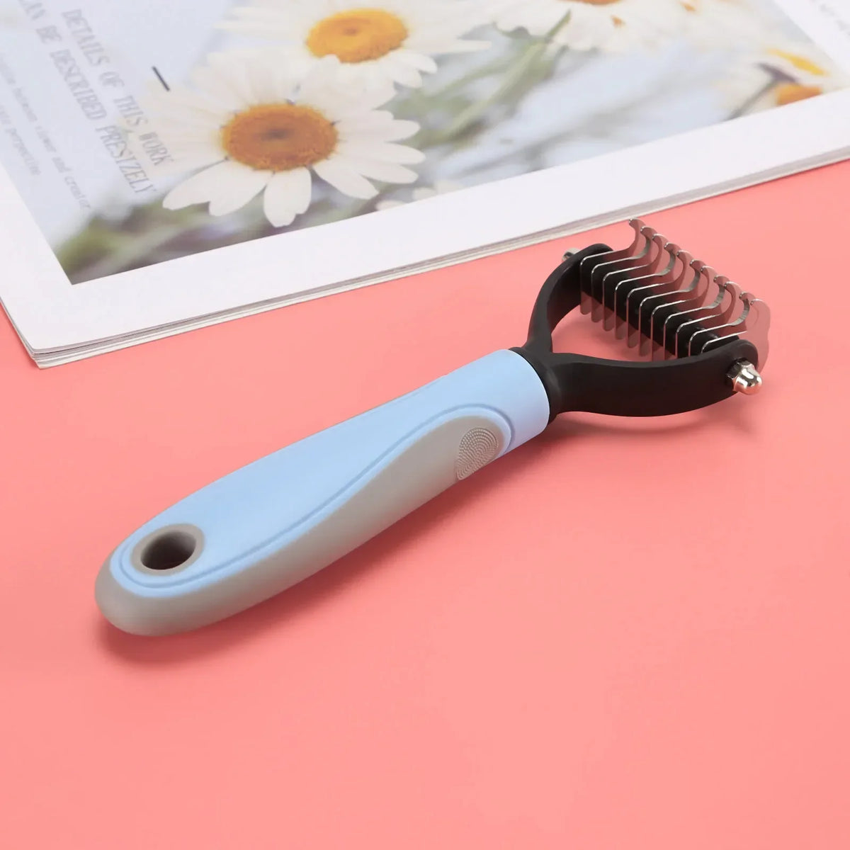 Two-sided stainless steel deshedding comb for dogs and cats