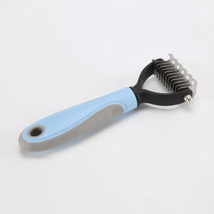 Two-sided stainless steel deshedding comb for dogs and cats
