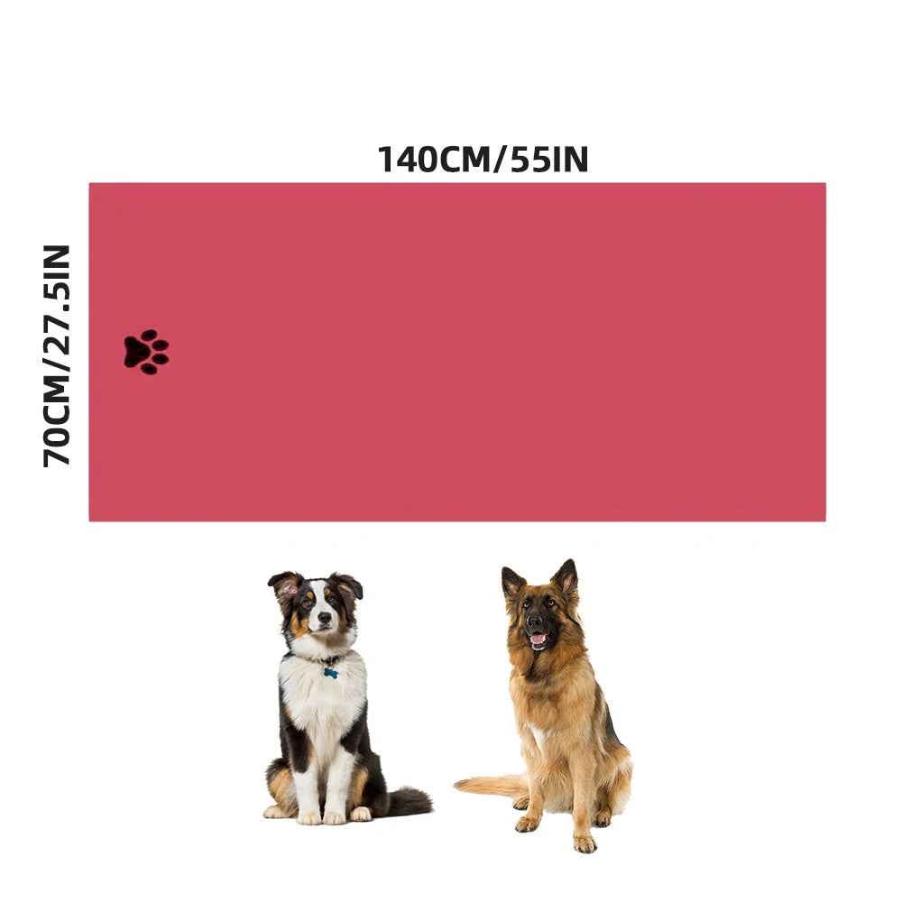 Embroidered microfibre bath towel for dogs and cats