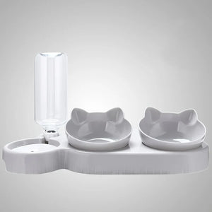 Three-bowl plastic feeding station for cats