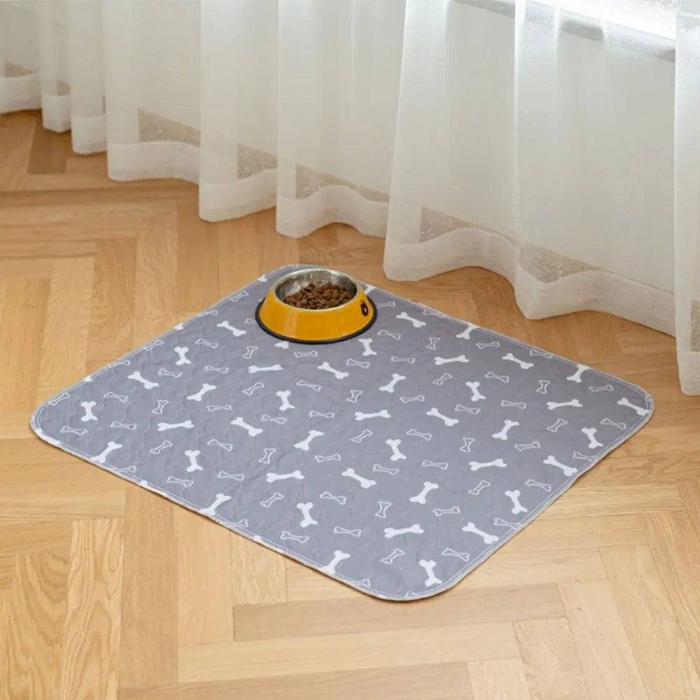 Reusable washable absorbent puppy training pads with anti-slip base