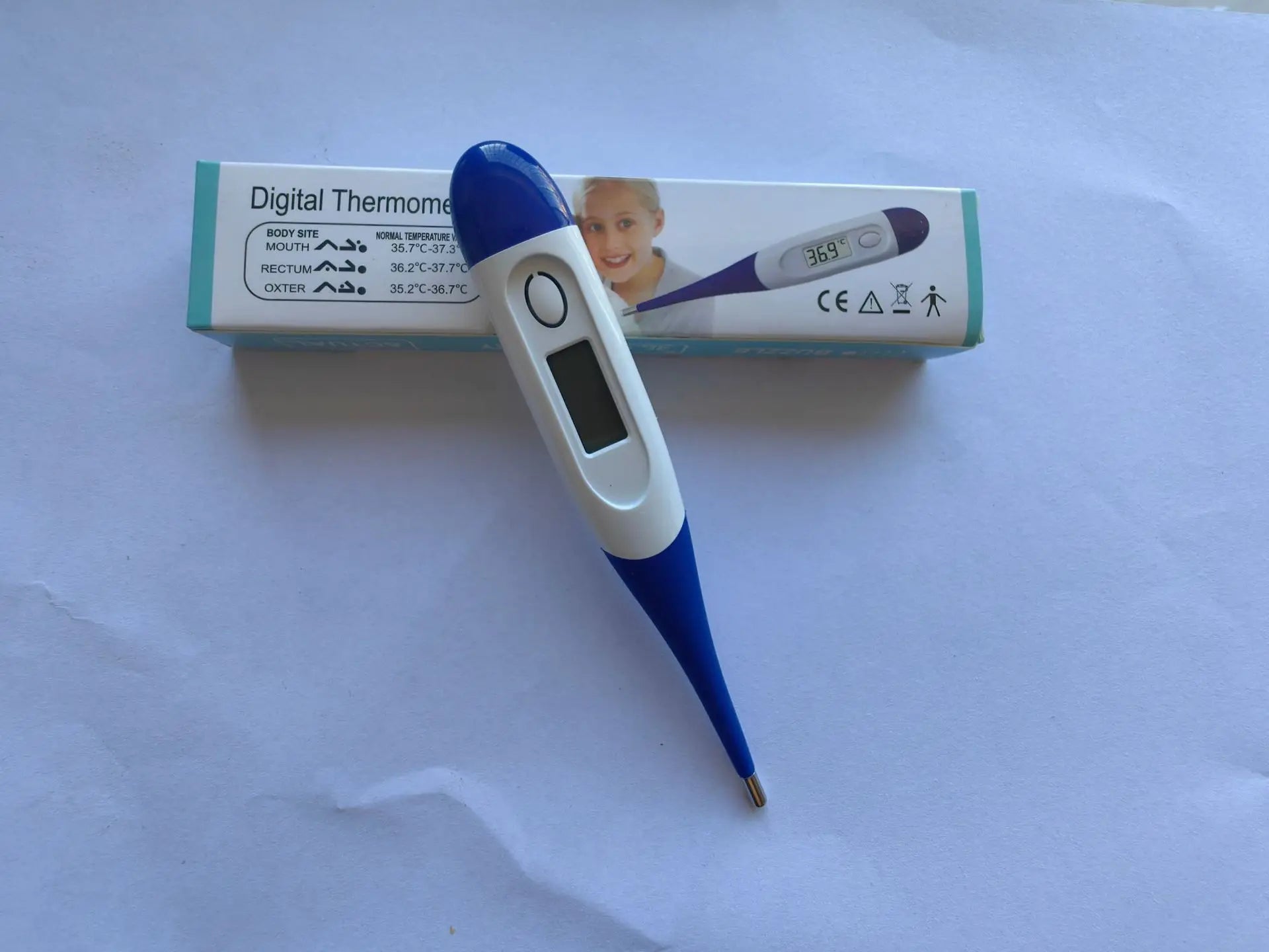 Digital LED pet thermometer for dogs and cats