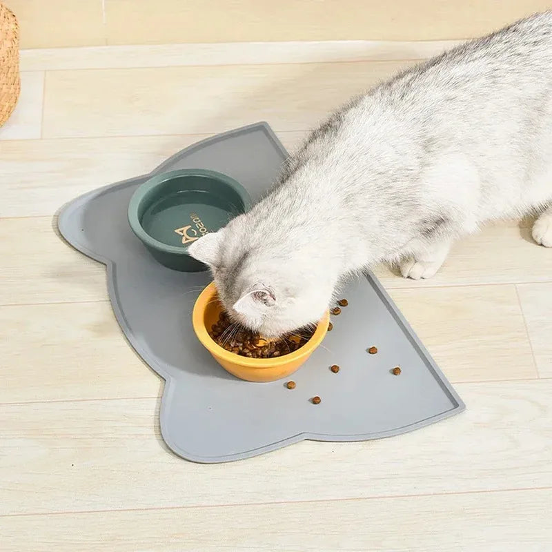 Waterproof non-slip silicone feeding mat for dog and cat bowls