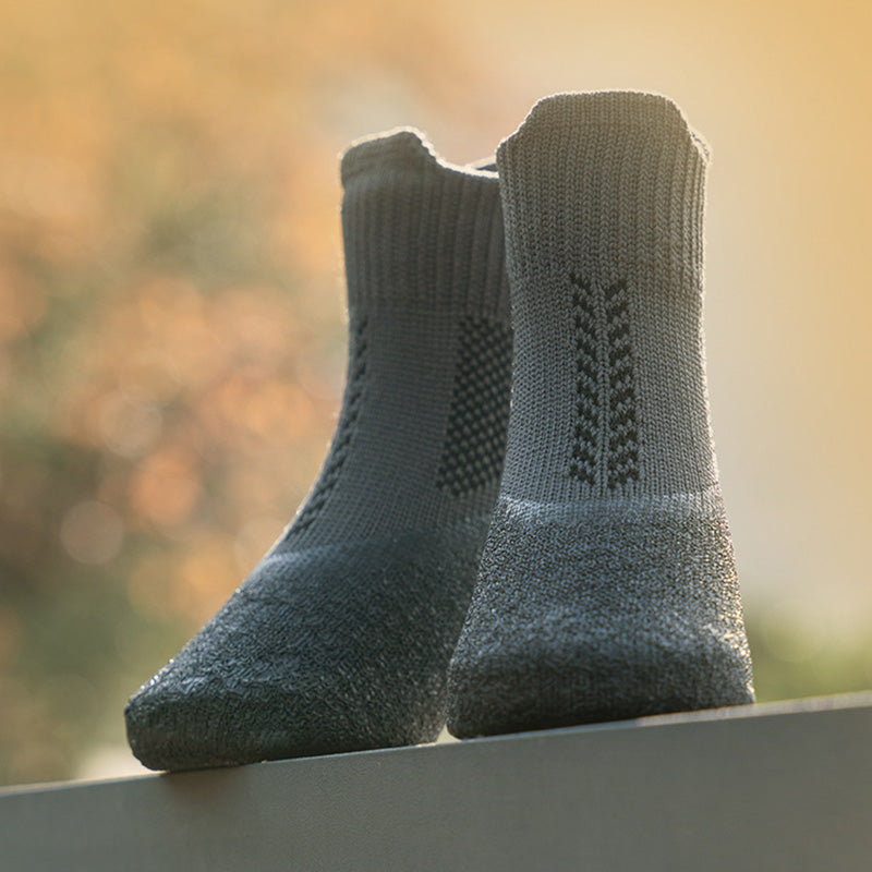 Antifreeze snow boots with soft lining for dog paw protection