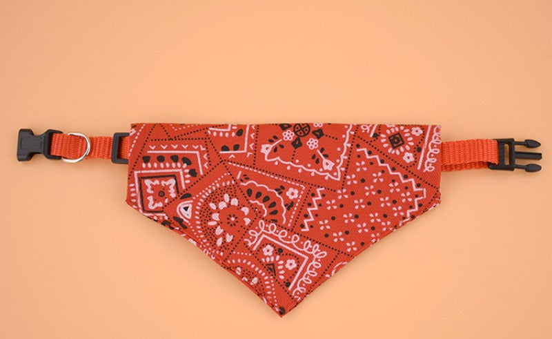 Adjustable triangle bandana scarf collar for dogs and cats